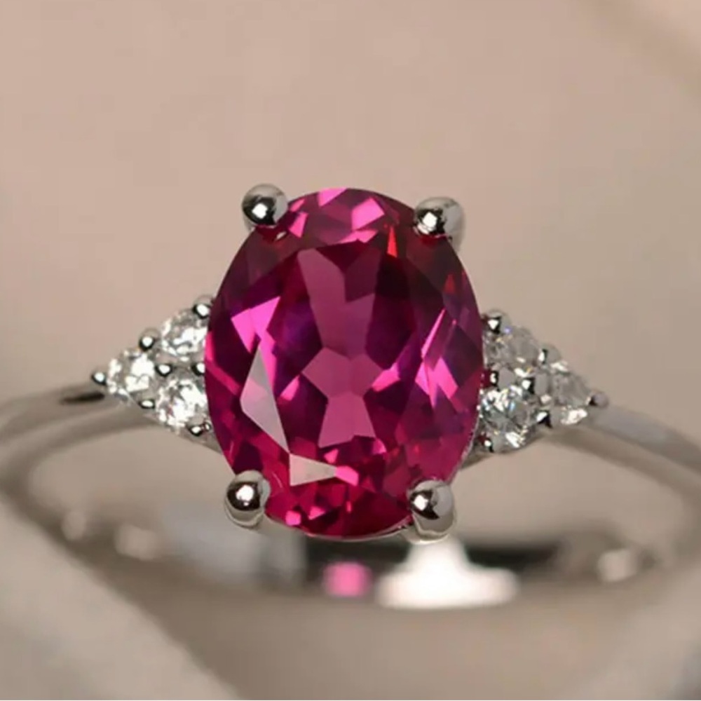 Elegant Pink Gemstone Silver Ring - Picture 4 of 5
